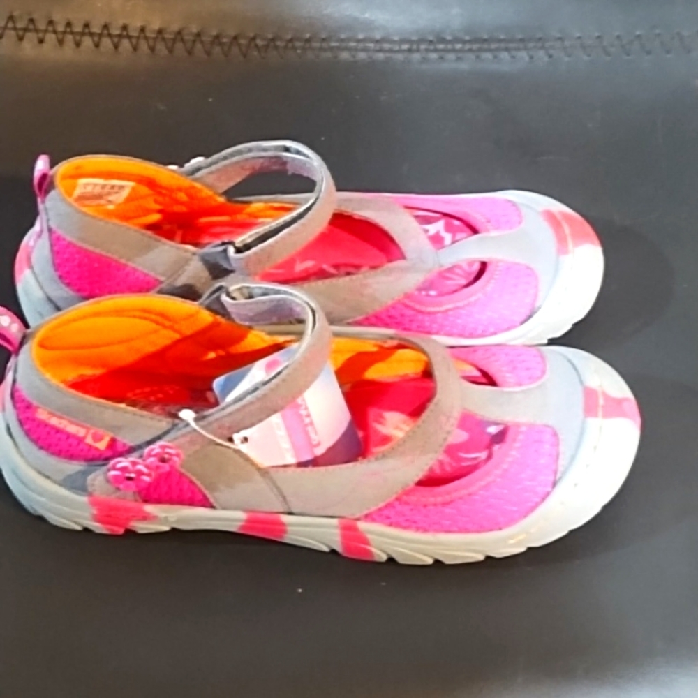 Girls Kids Size 4 Sandals
